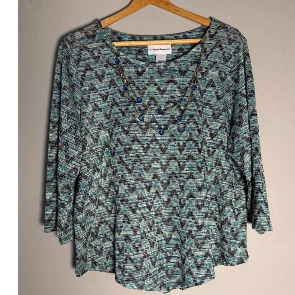 Alfred Dunner L Blue Green Space Dye Knit Top 3/4 Sleeve Beaded Necklace